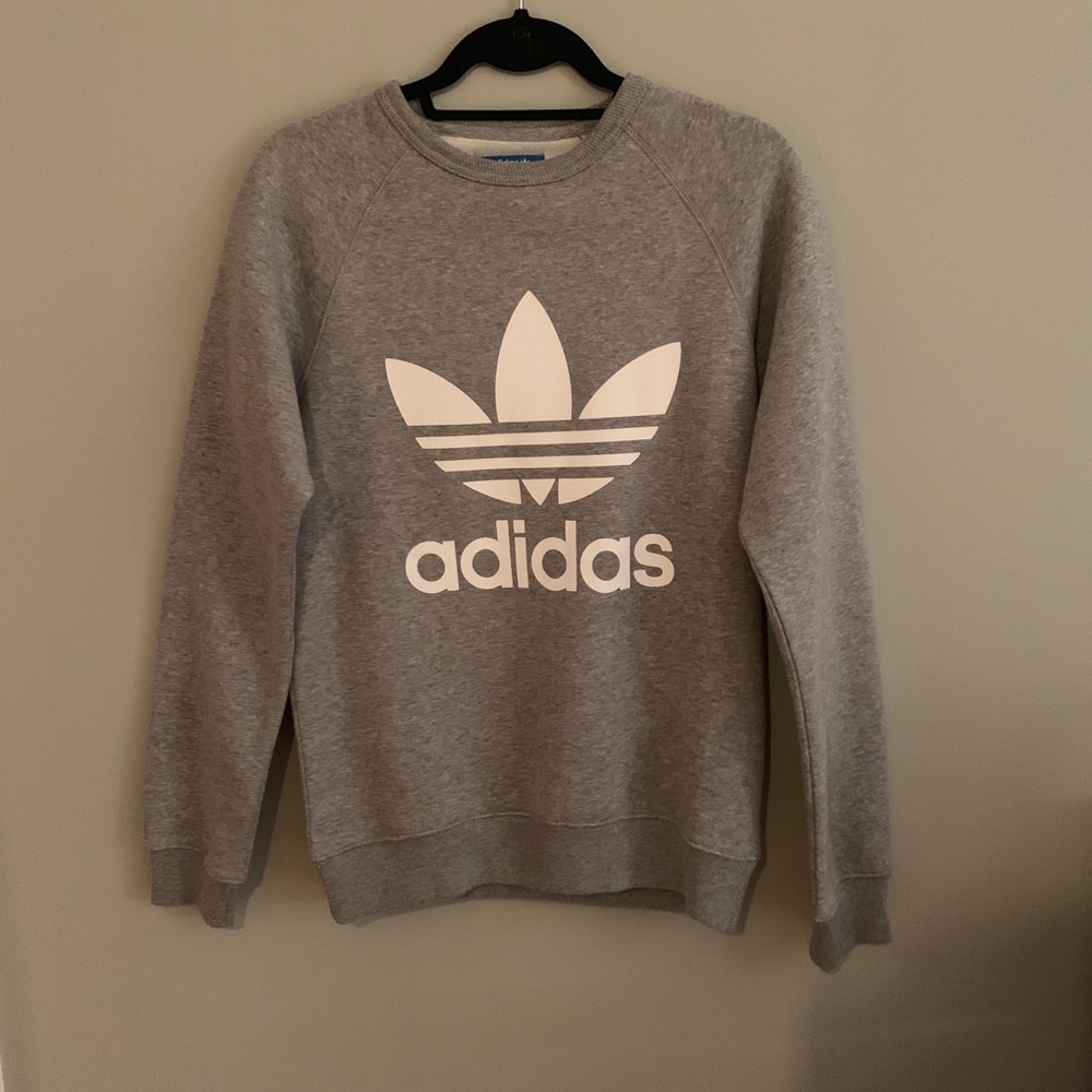 Adidas Women’s crewneck sweatshirt